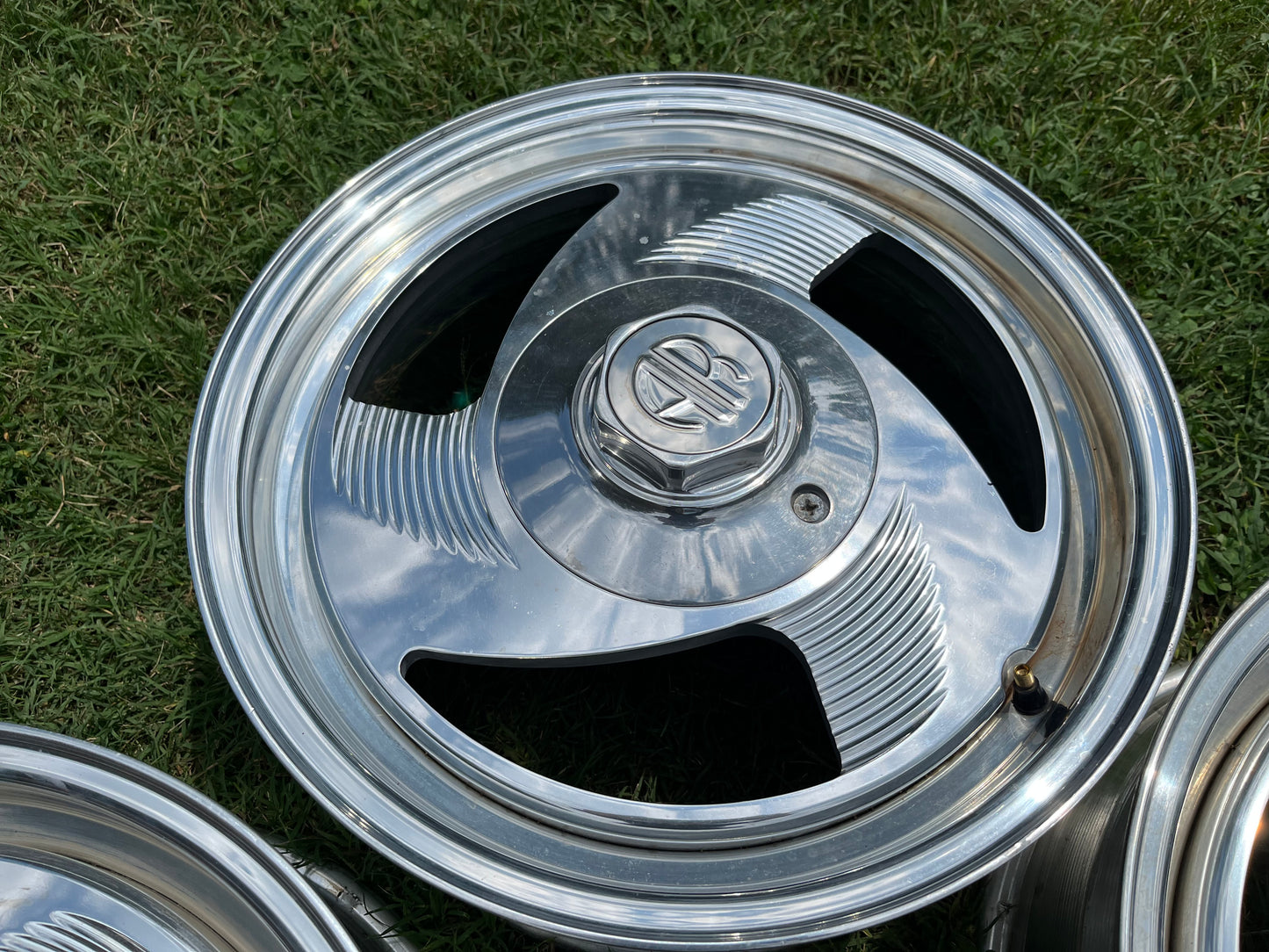 16” American Racing triple spoke wheels