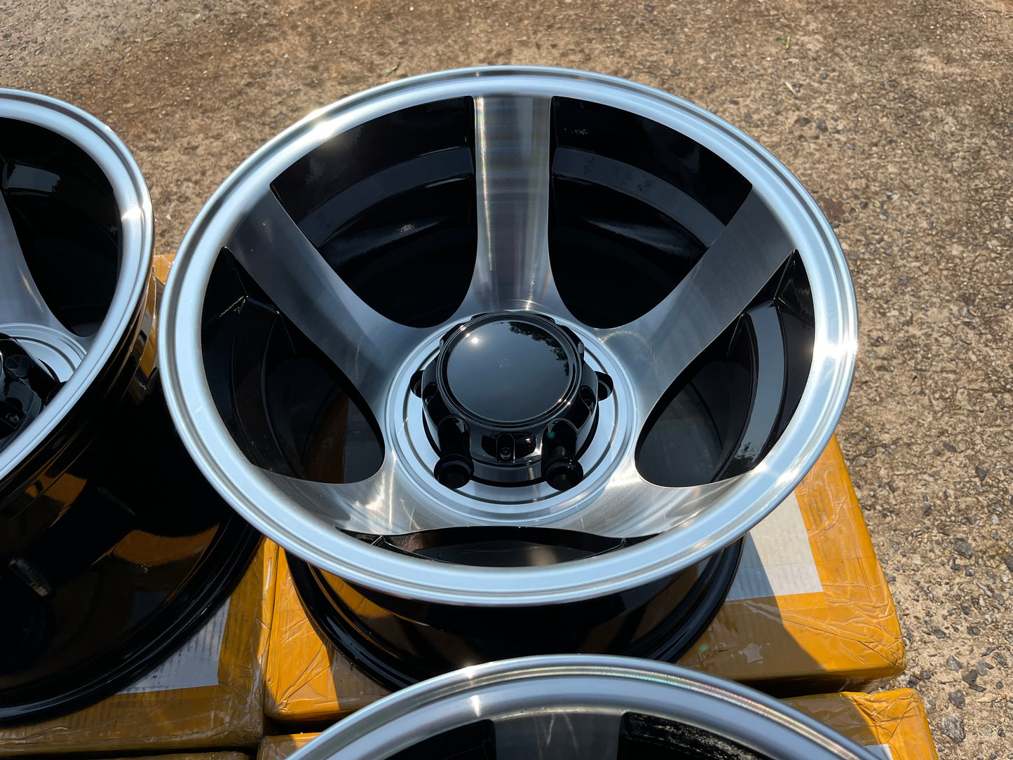 15” Aluminum wheels 5x5.5