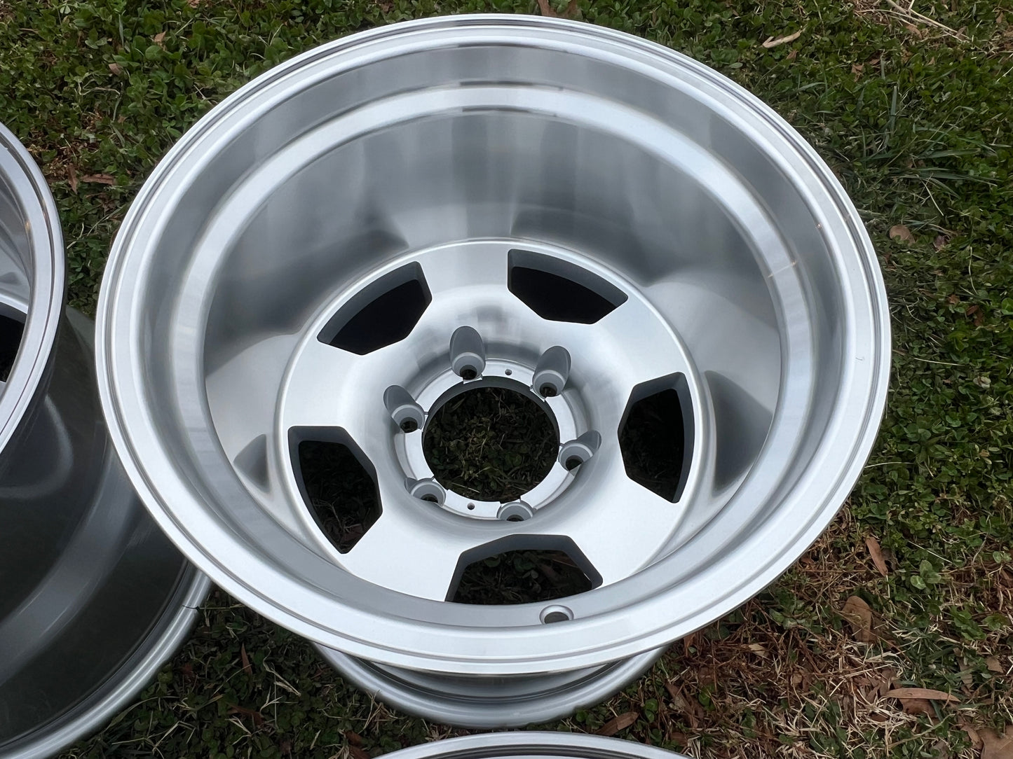 15x12 hammer style wheels