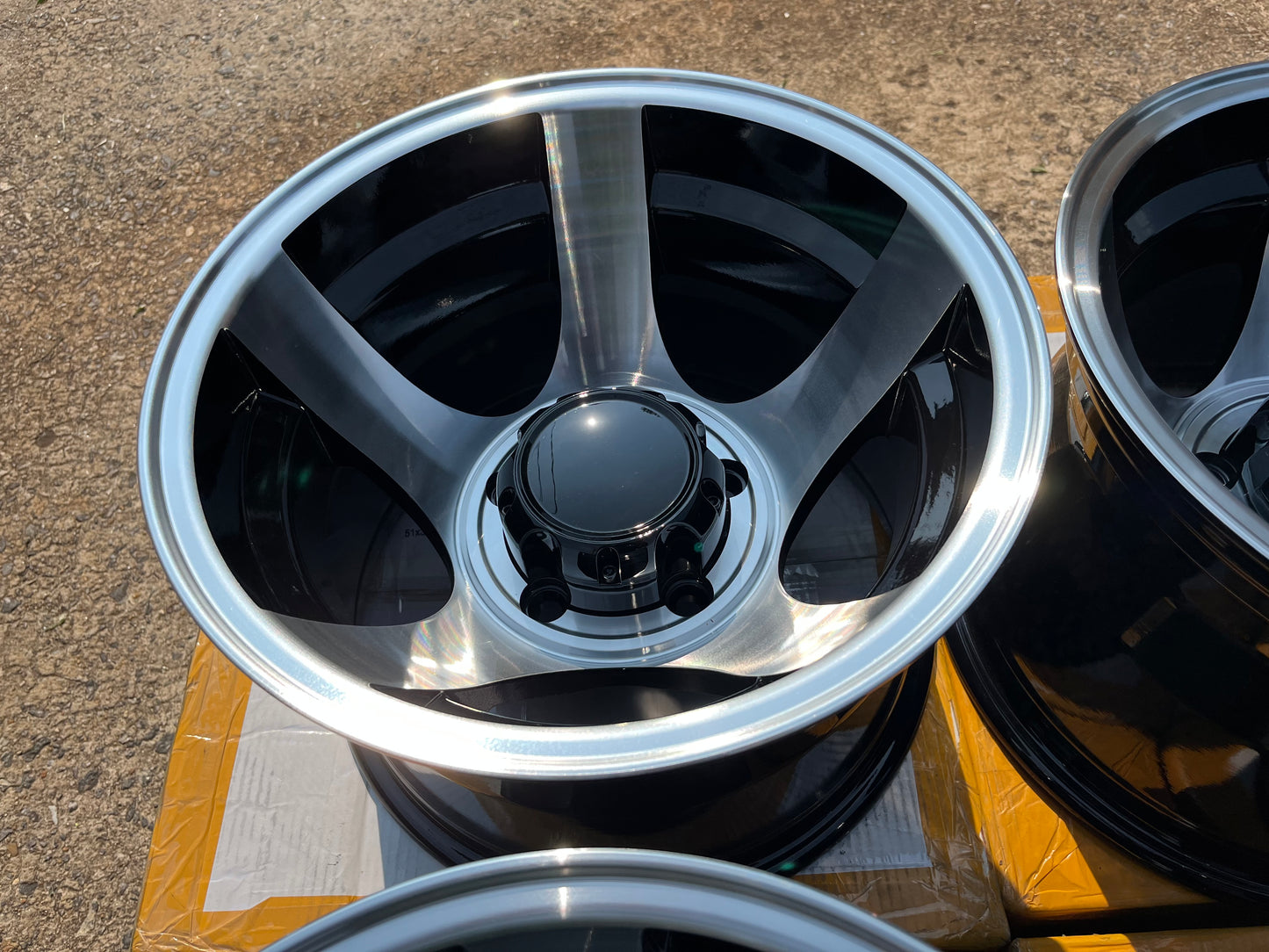 15” Aluminum wheels 5x5.5