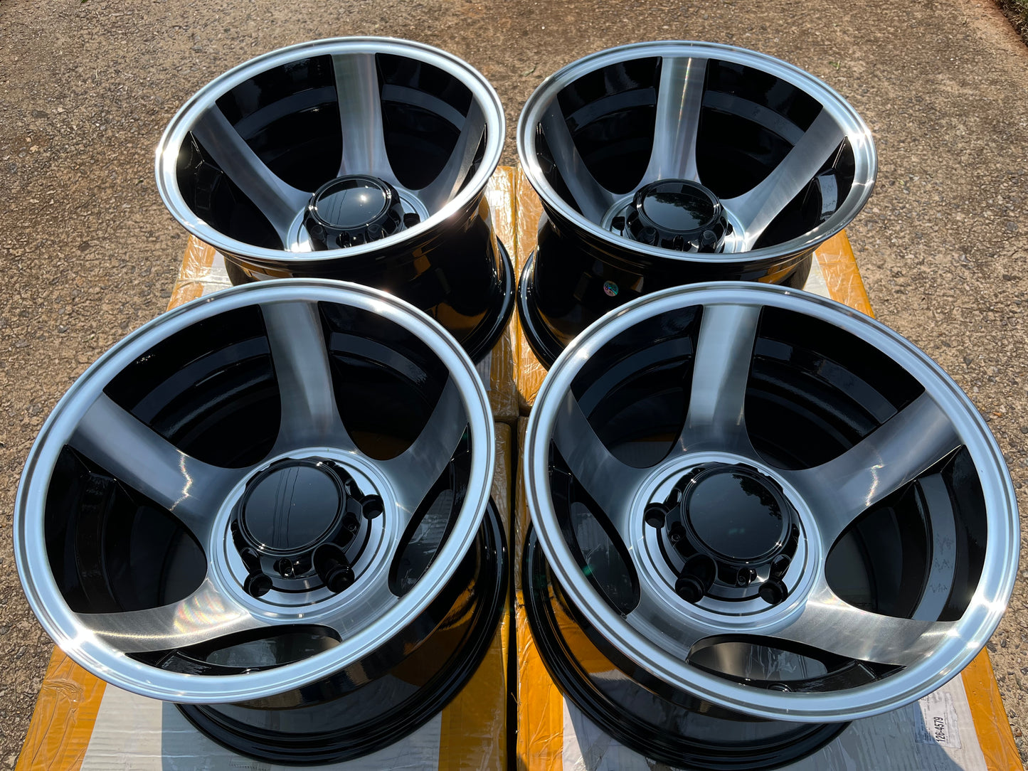 15” Aluminum wheels 5x5.5