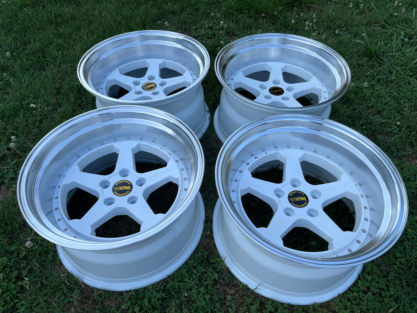 18” 326 wheels white