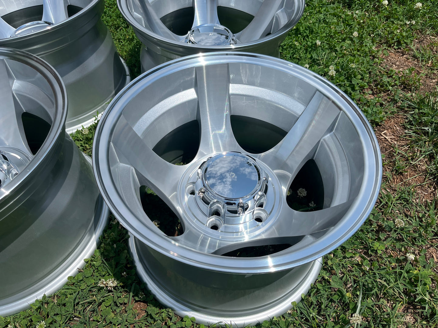 15” aluminum wheels 5x5.5