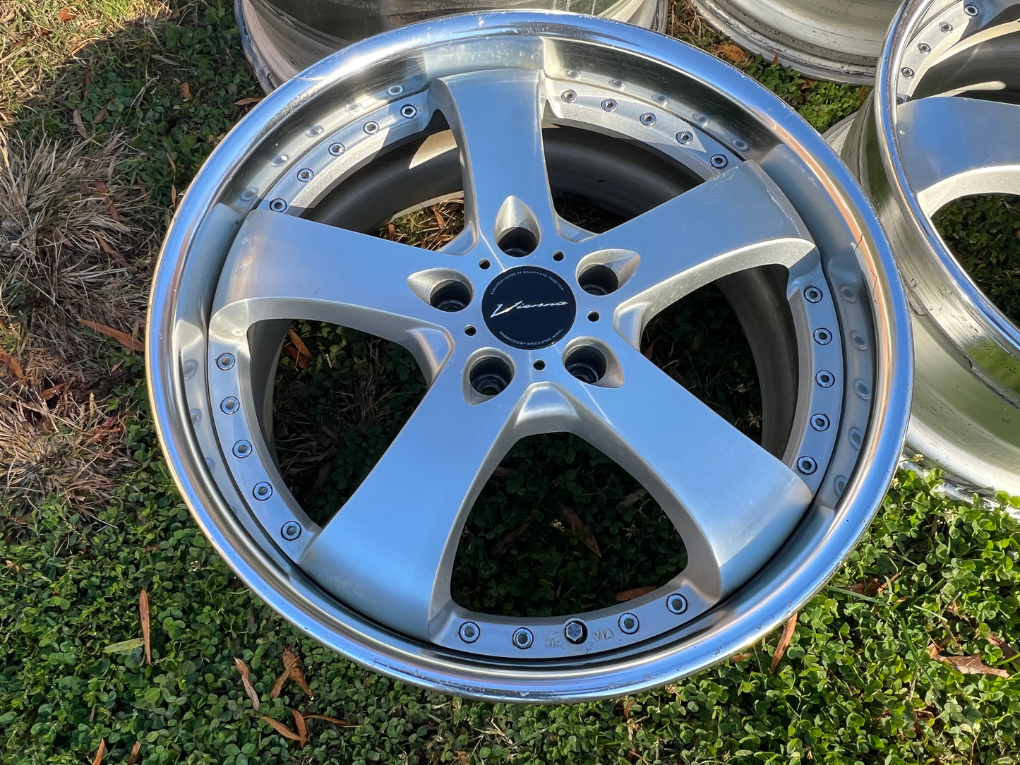 19” SSR Vienna Sovereign