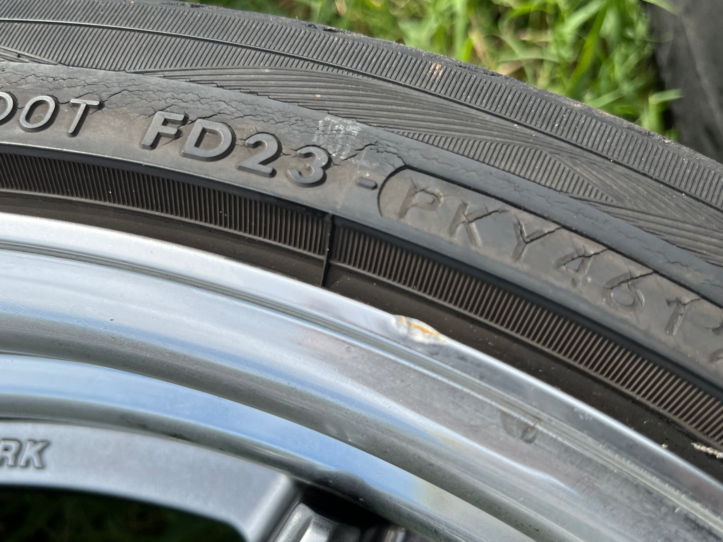 19” Work Emotion CR2P