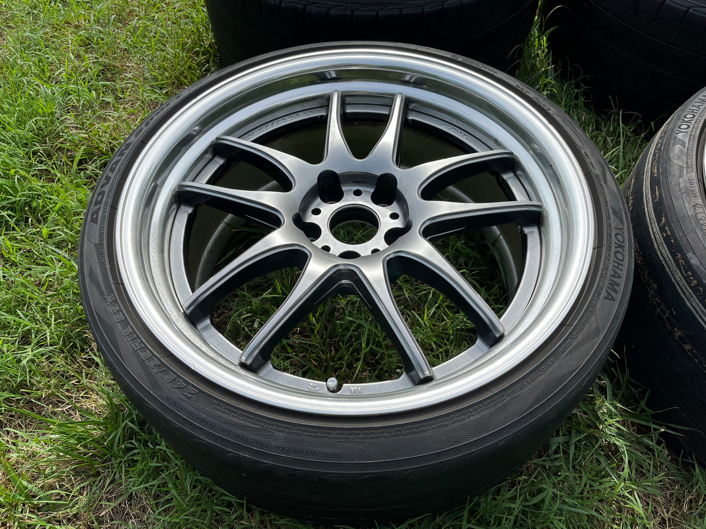 19” Work Emotion CR2P